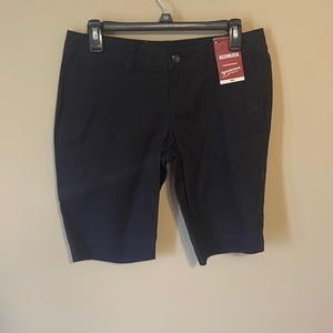 Burmuda shorts